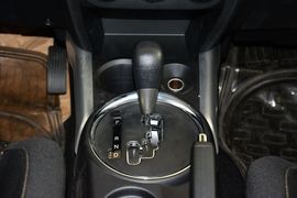 2014款三菱劲炫2.0L自动两驱精英版