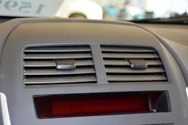 2014款三菱劲炫2.0L自动两驱精英版