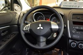 2014款三菱劲炫2.0L自动两驱精英版