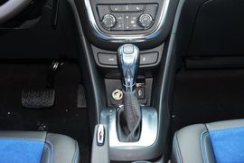 2015款别克昂科拉1.4T自动两驱都市领先型
