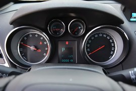 2015款别克昂科拉1.4T自动两驱都市领先型