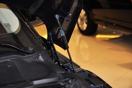 2015款路虎揽胜极光2.0T