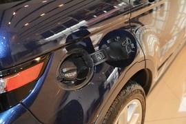 2015款路虎揽胜极光2.0T