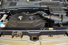 2015款路虎揽胜极光2.0T