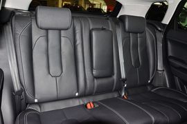 2015款路虎揽胜极光2.0T