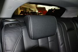 2015款路虎揽胜极光2.0T