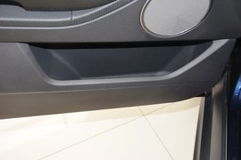 2015款路虎揽胜极光2.0T