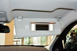 2015款路虎揽胜极光2.0T