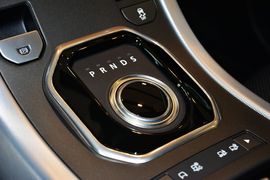 2015款路虎揽胜极光2.0T