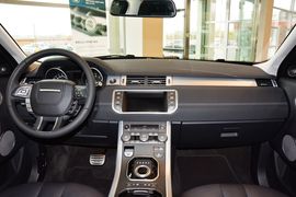 2015款路虎揽胜极光2.0T