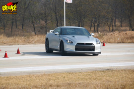 2009款日产GT-R试乘