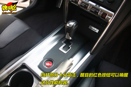 2009款日产GT-R试乘