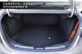 2015款福特福睿斯到店实拍图解