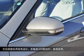 2015款福特福睿斯到店实拍图解