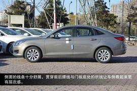 2015款福特福睿斯到店实拍图解