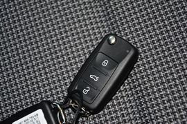 2015款大众甲壳虫1.2TSI