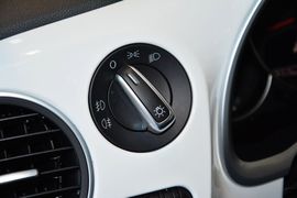 2015款大众甲壳虫1.2TSI