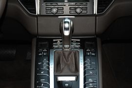 2014款保时捷Macan