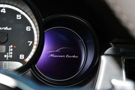 2014款保时捷Macan