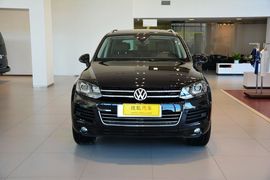 2011款大众途锐3.0TSI