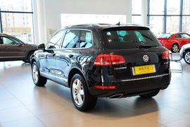 2011款大众途锐3.0TSI