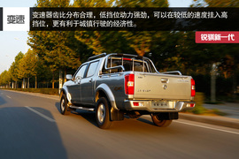 2015款郑州日产锐骐新一代试驾