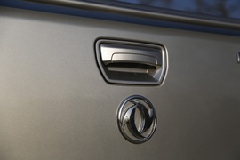 2015款郑州日产锐骐新一代试驾