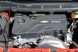 2015款雪佛兰科鲁兹1.5L自动精英版