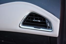 2015款雪佛兰科鲁兹1.5L自动精英版