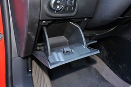 2015款雪佛兰科鲁兹1.5L自动精英版