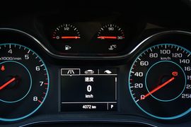 2015款雪佛兰科鲁兹1.5L自动精英版