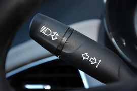 2015款雪佛兰科鲁兹1.5L自动精英版