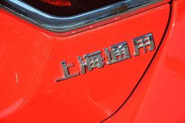 2015款雪佛兰科鲁兹1.5L自动精英版