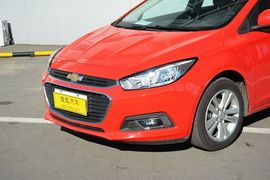 2015款雪佛兰科鲁兹1.5L自动精英版