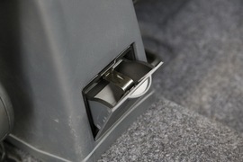 2015款郑州日产锐骐新一代试驾