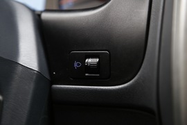 2015款郑州日产锐骐新一代试驾