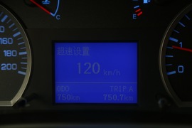 2015款郑州日产锐骐新一代试驾