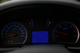 2015款郑州日产锐骐新一代试驾