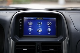 2015款郑州日产锐骐新一代试驾