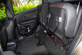 空间出众/驾乘舒适！试东风本田XR-V顶配