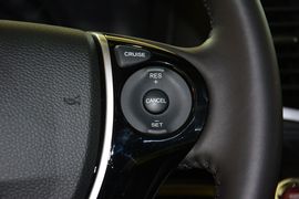 2015款本田奥德赛2.4L智享版