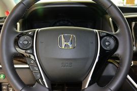 2015款本田奥德赛2.4L智享版