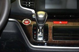 2015款本田奥德赛2.4L智享版