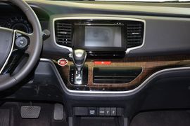 2015款本田奥德赛2.4L智享版
