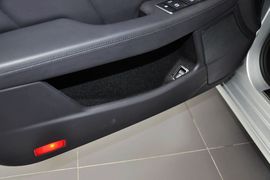 2012款奔驰CLS300