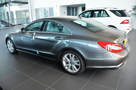 2012款奔驰CLS300