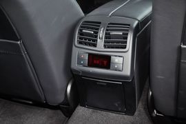 2015款奔驰E400L运动豪华型