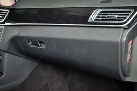 2015款奔驰E400L运动豪华型