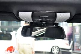 2015款奔驰E400L运动豪华型