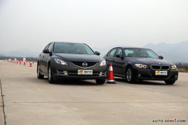 睿翼对比宝马320i